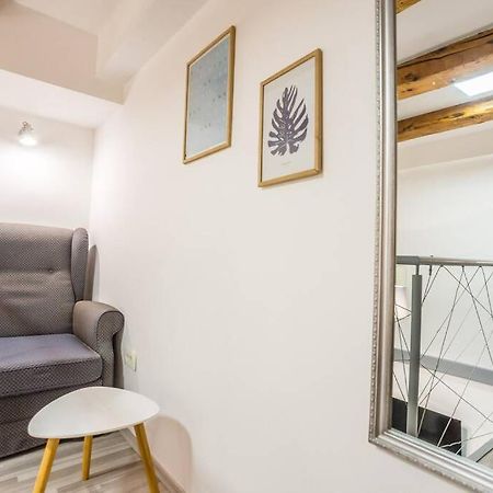 Apartma N'Poznam Tobacna Liubliana Exterior foto