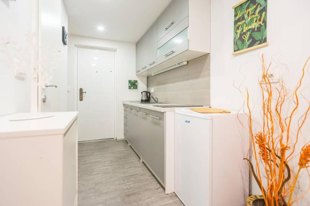 Apartma N'Poznam Tobacna Liubliana Exterior foto