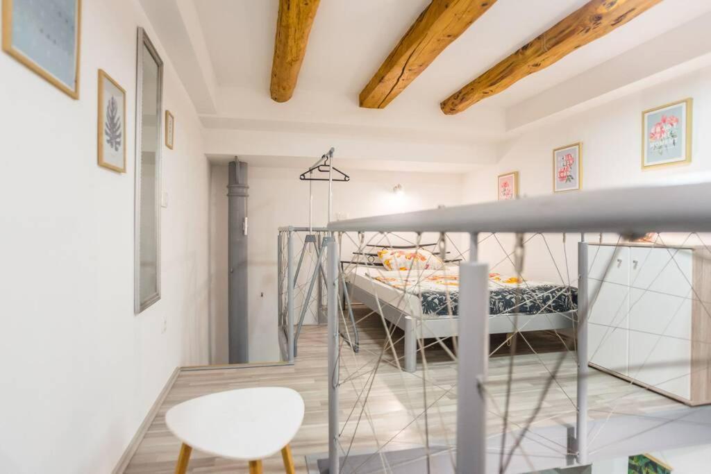 Apartma N'Poznam Tobacna Liubliana Exterior foto