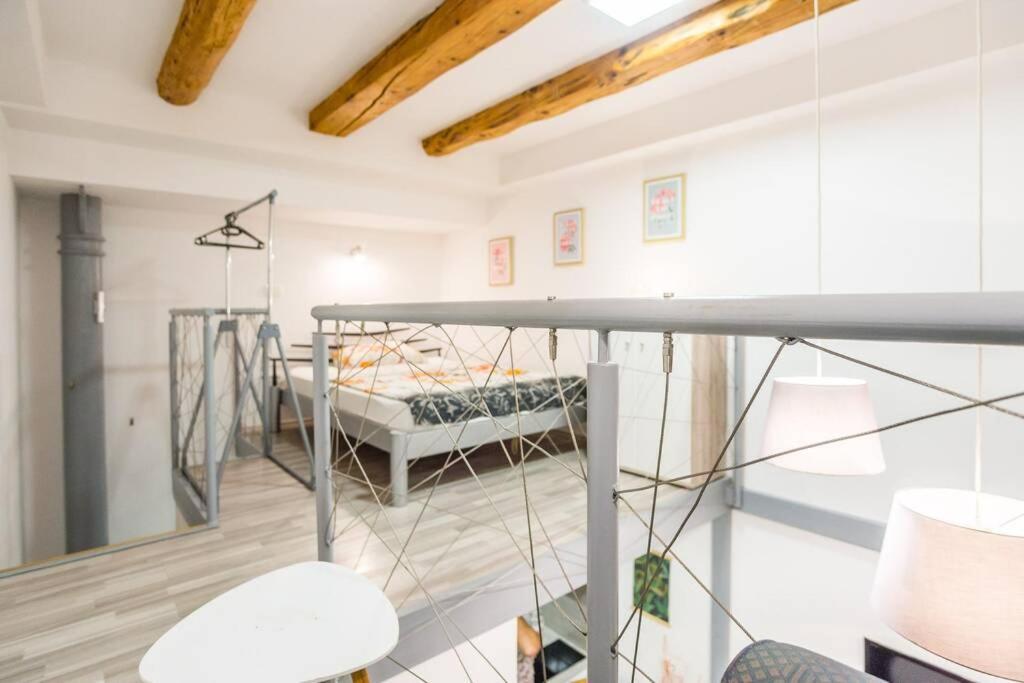 Apartma N'Poznam Tobacna Liubliana Exterior foto