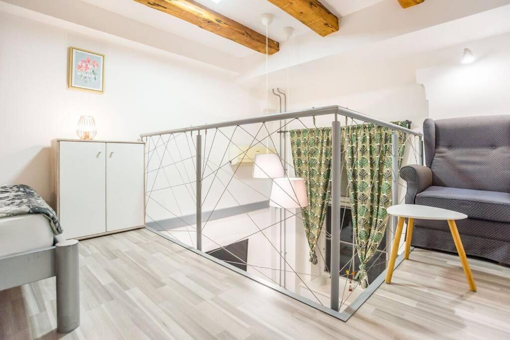 Apartma N'Poznam Tobacna Liubliana Exterior foto